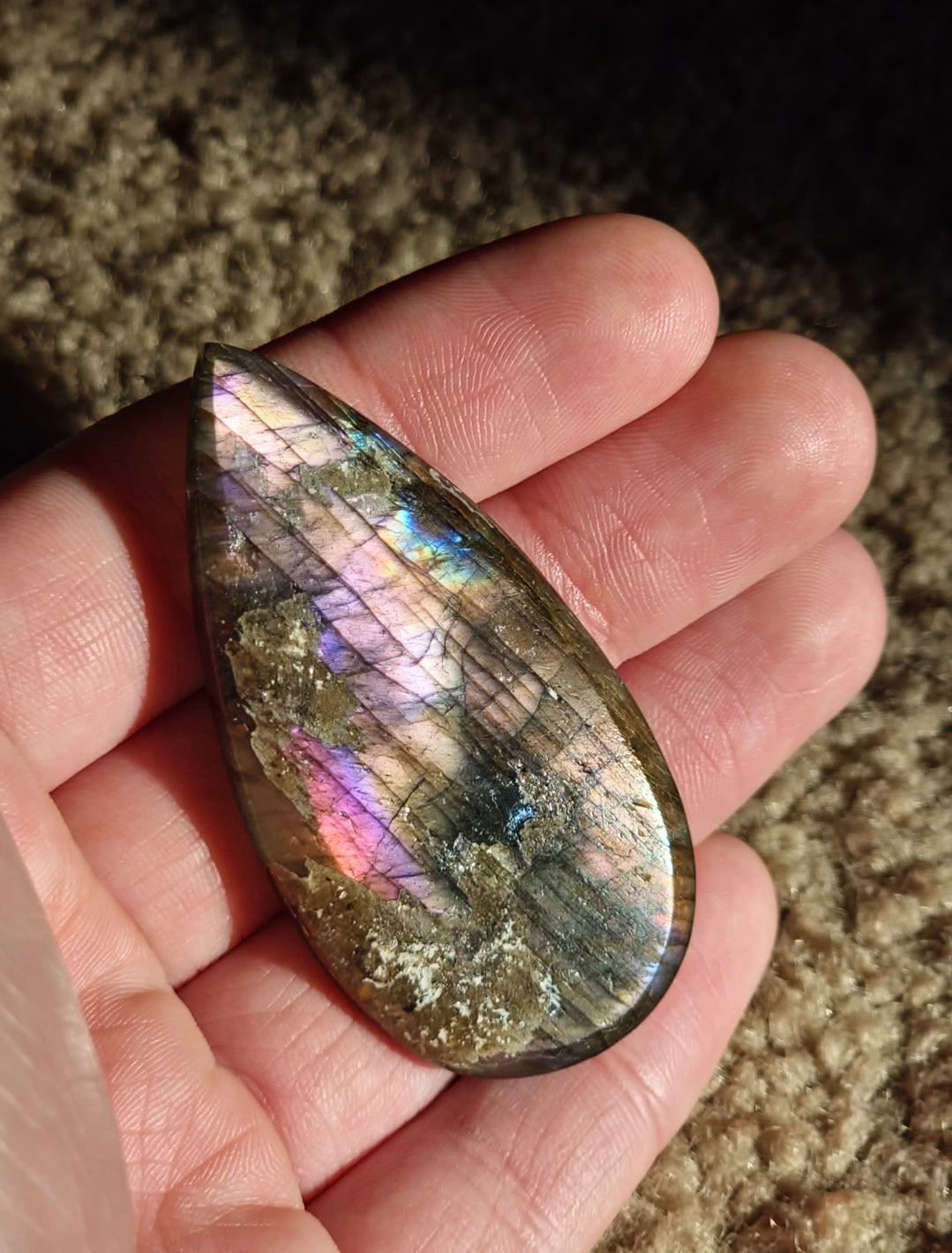 AAA Rainbow Flash Labradorite