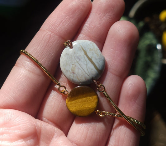 Crystal Pendant Bracelet on a Golden Plated Chain