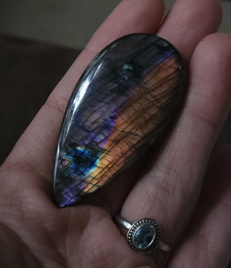 AAA Rainbow Flash Labradorite